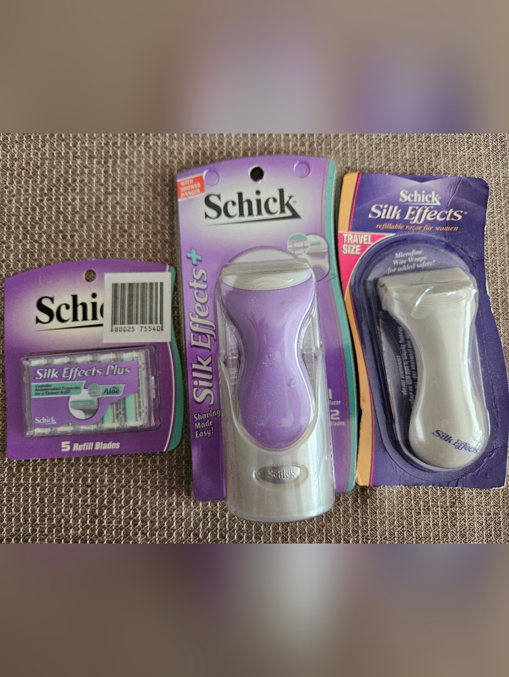 Schick Silk Effects Plus Razor & Blades + 5 Additional Blades + Travel Razor
